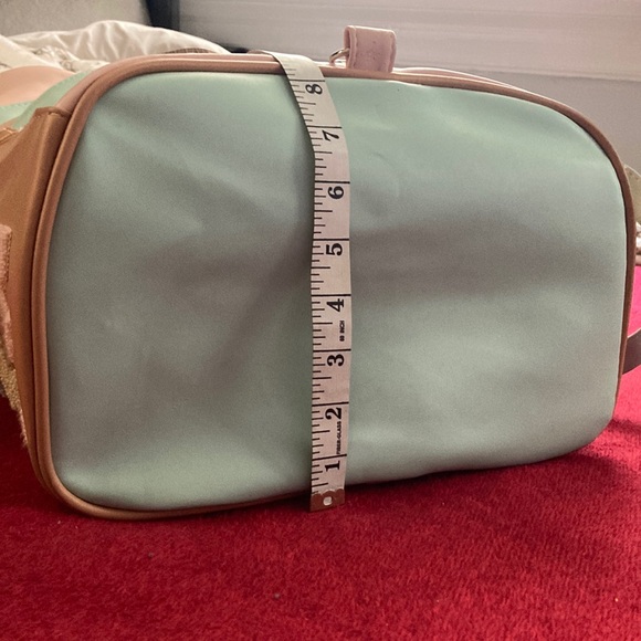 DK Bags NWT Vacay Mode Shoulder Overnight Duffle Adjustable Crossbody Strap - Picture 16 of 17